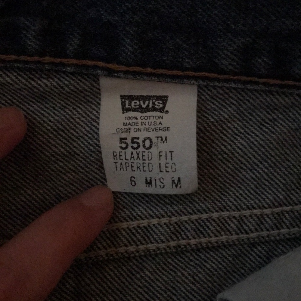Levi’s shorts - Picture 3 of 3